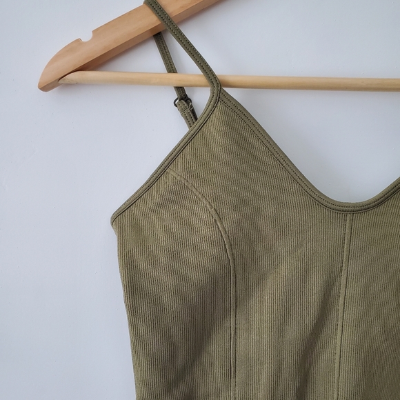 Yoga Tank Top NWOT - Picture 2 of 5